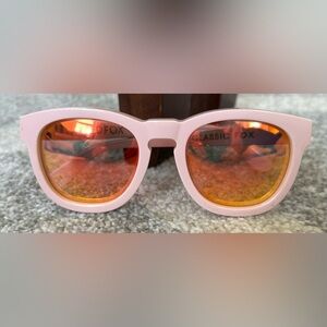 Wildfox Classic Fox Sunglasses Pink